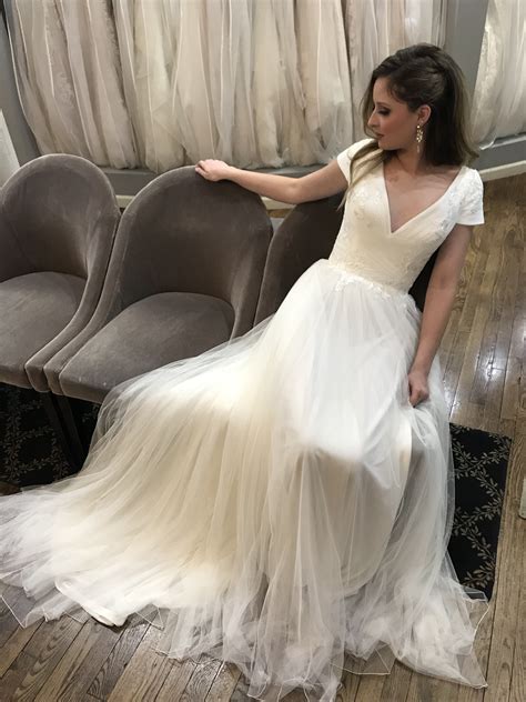 Normans bridal - Discover stunning A-line bridal dresses in various styles, such as vintage wedding dresses or with long sleeves. Explore our bridal shop in Springfield, MO.
